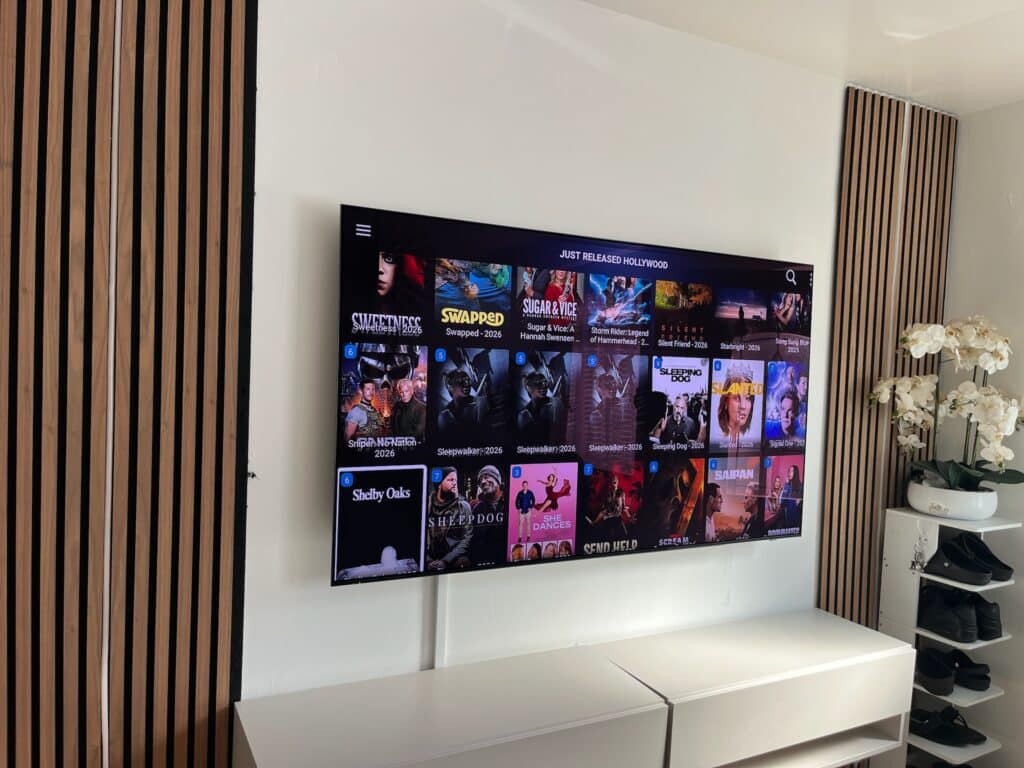 65" Samsung TV Wall Mounting in Notting Hill, W11 – West London