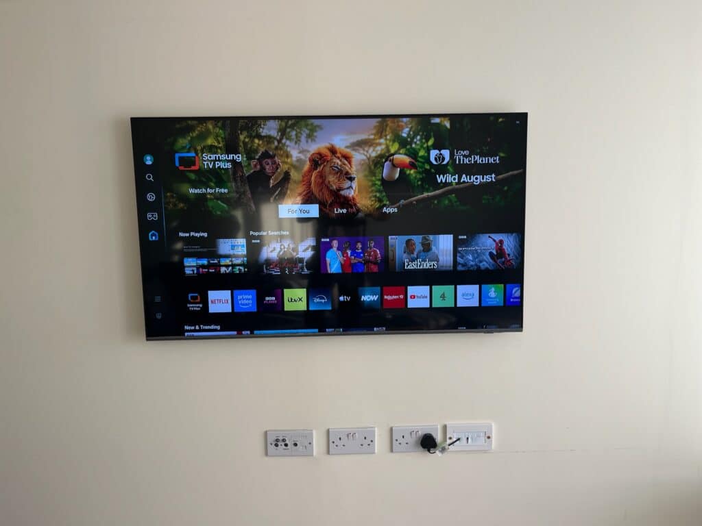 65" Samsung TV Mounted in Fulham, SW6 London