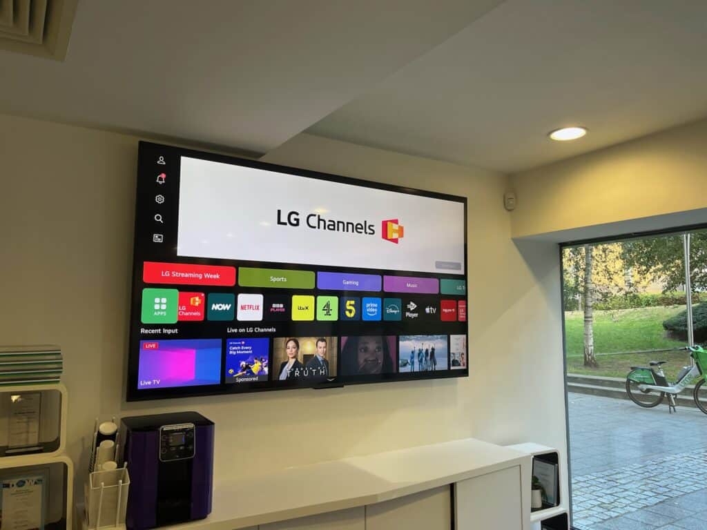 83" LG OLED evo M5 TV Mounted in Lewisham, SE13 London